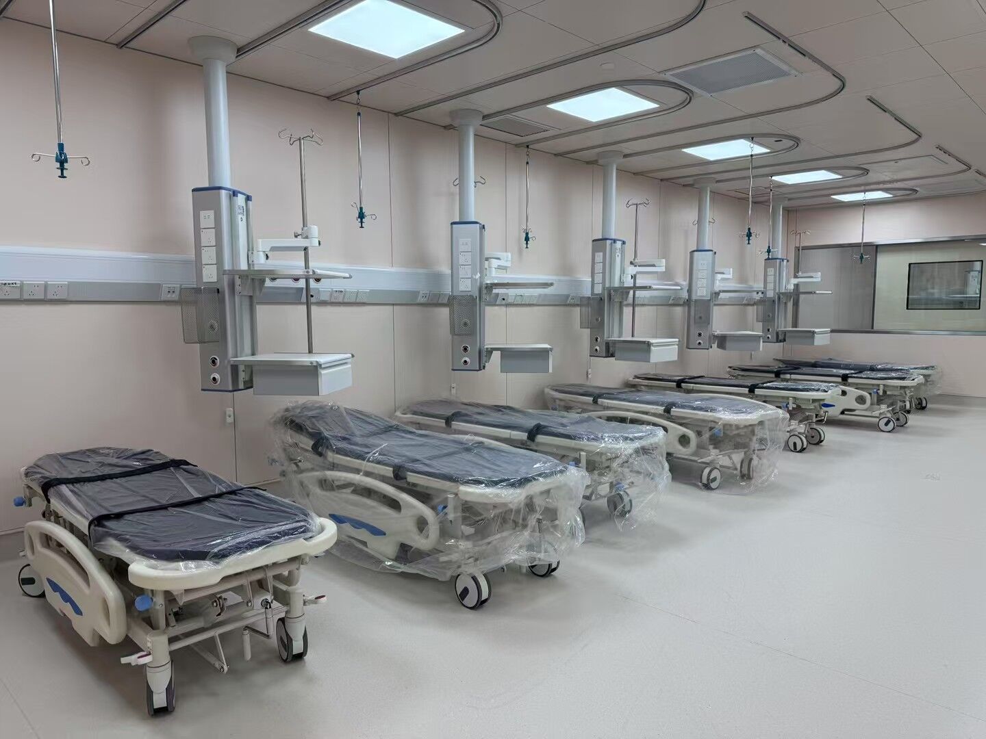 最新の企業ブログについて 開発途上国の病院は 費用対効果の高い病院ベッドとストレッチャーで 患者の安全と快適性を どう確保できるのか?