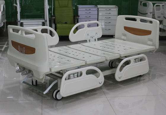 Buy Medical Manual Hospital Bed 3 Function Low Maintenance For General Wards Surgical Units online manufacture