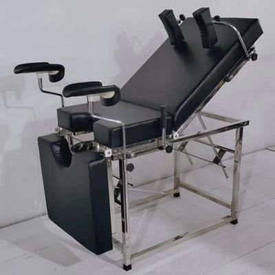 comprar 3 Seção Mesa de exame ginecológico com lavatório de resíduos Suportes de ombro para pernas Colchão à prova d'água online manufacture