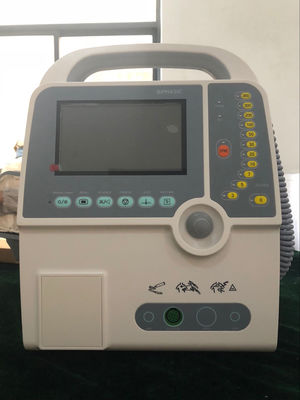 kaufen Tragbare biphasische Defibrillator mit EKG und Drucker Li-Ionen-Batterie Opt. AED, Pacer, SpO2 online manufacture