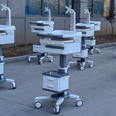 Carton de PC médical avancé à tiroirs multiples point de travail de soins réglable en hauteur