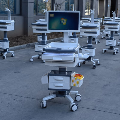Carton de PC médical avancé à tiroirs multiples point de travail de soins réglable en hauteur