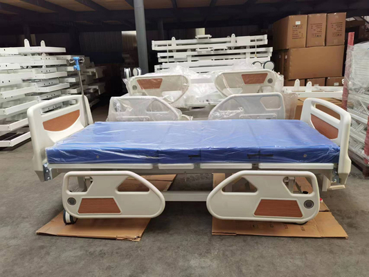Multi-Function 4 Crank Medical Patient Bed For Clinical & Hospital With IV Pole And Mattress