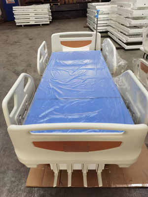 Multi-Function 4 Crank Medical Patient Bed For Clinical & Hospital With IV Pole And Mattress